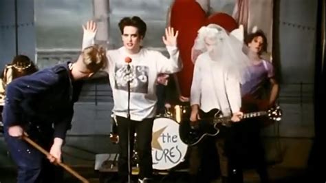 The Cure: Friday I'm In Love [MV] (1993) | MUBI