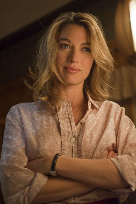 Natalie Zea as Winona in Justified | Natalie zea, Pretty celebrities, Marisa tomei hot