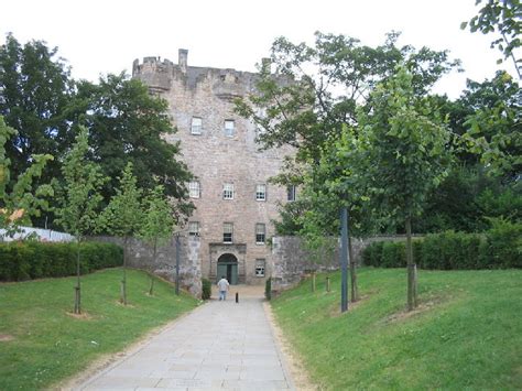 Alloa Tower © Ian Mitchell cc-by-sa/2.0 :: Geograph Britain and Ireland