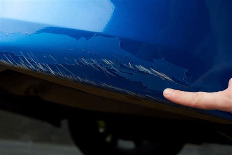 How to Remove Scratches from the Body of the Car