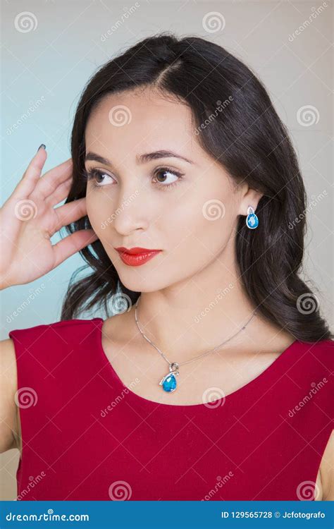 Woman Wearing Jewelry Pieces Stock Photo - Image of femininity, brilliant: 129565728