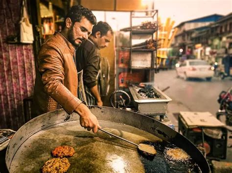 The Historical Significance Behind Pakistani Street Food | Laree Adda