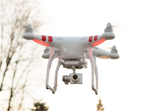 DJI Phantom 2 Vision+ Quadcopter with FPV :: Gadgetify.com