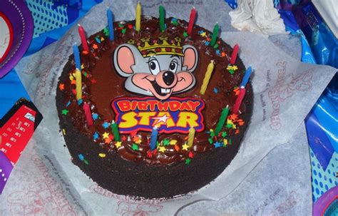 Pin by Nashua on Chuck E. Cheese | Chuck e cheese birthday, Cake, Cute cakes