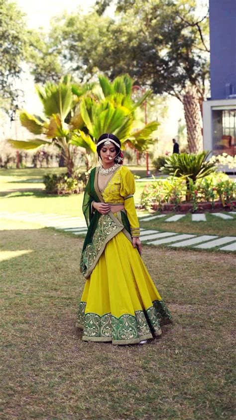 lehenga choli | Indian bride, Rajasthani dress, Indian fashion