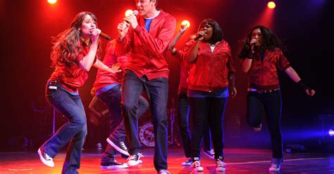 'Glee' Season 2 Finale To Take Place At Lincoln Center - CBS New York