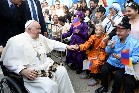 Pope Francis on low-key visit to Catholics in Buddhist Mongolia