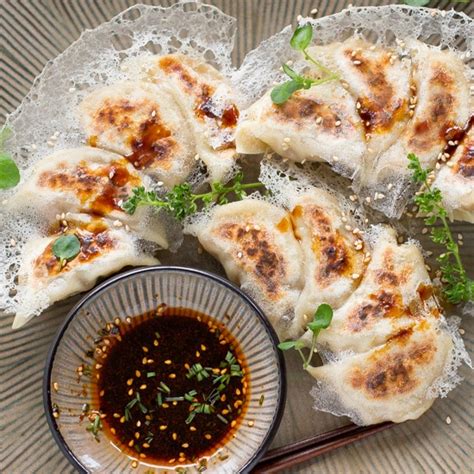 Pan-fried Gyoza with Crispy Lattice Coating | Chopstick Chronicles