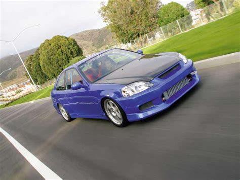 Import Cars featured - 2000 Civic Si Coupe-Turbo - Super Street Magazine