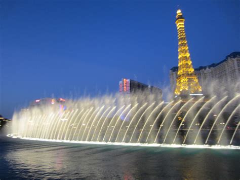 Hilton Paris Eiffel Tower Hotel | pics from tumblr