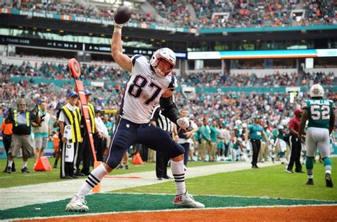 Rob Gronkowski at the Super Bowl: His girlfriend, salary, net worth and ...