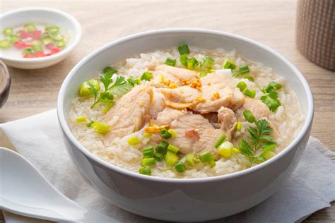 Caldo de pollo con arroz | Recepedia