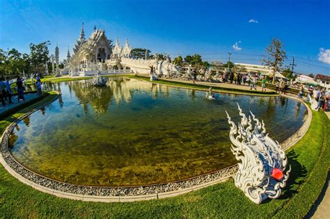 Wat Rong Khun , Chiang Rai, Thailand Free Stock Photo - Public Domain Pictures