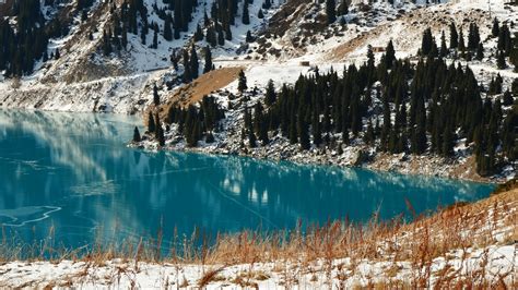 Late winter by the clear turquoise lake wallpaper - Nature wallpapers - #52333