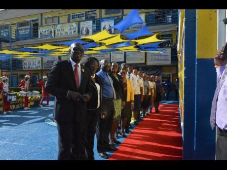 Jonathan Grant students get red-carpet treatment | News | Jamaica Star