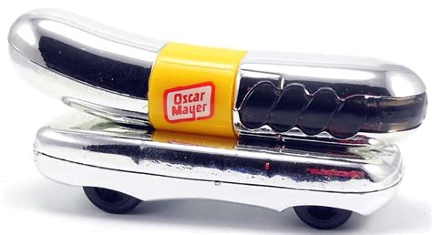 Oscar Mayer Wienermobile – 78mm – 1993 | Hot Wheels Newsletter