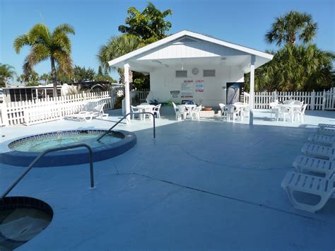 Punta Gorda RV Resort - 3 Photos - Punta Gorda, FL - RoverPass