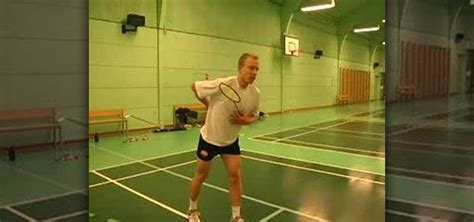 How to Jump smash in badminton « Badminton :: WonderHowTo