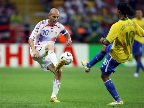 My Football Facts & Stats | Legendary Players | Zinedine Zidane