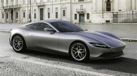 2019 Ferrari Roma: specs, photos, features