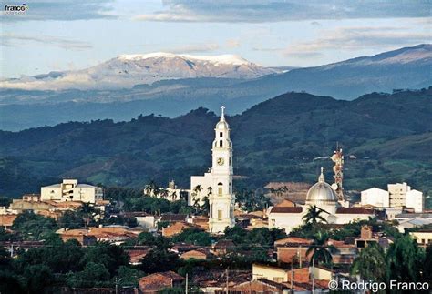 Panoramio - Photo of Cartago, Valle, de fondo el Nevado del Ruiz ...