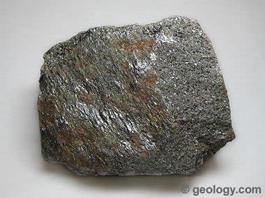 Graphite: A mineral with extreme properties and many uses