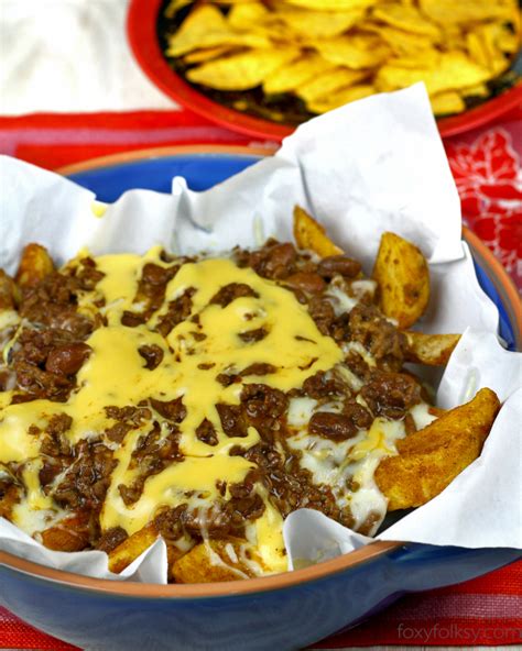 Chili Cheese Fries- so meaty and cheesy > Easy Recipes