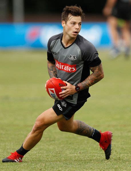 Jamie Elliott Photostream | Collingwood football club, Football club ...