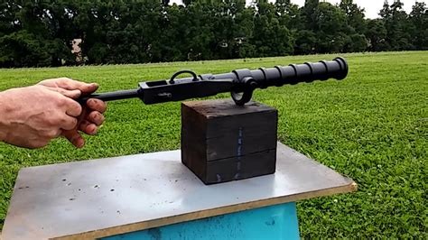 Replica Medieval Swivel Gun in 1 inch bore - YouTube