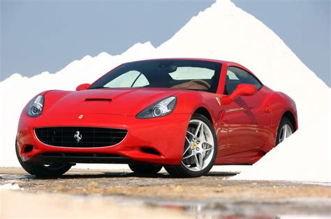 2010 Ferrari California Specs, Pictures & Engine Review