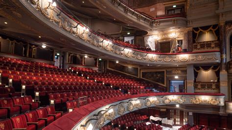 Restored Theatre Royal Drury Lane to start public tours