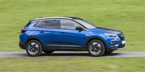 Vauxhall Grandland X Review | carwow