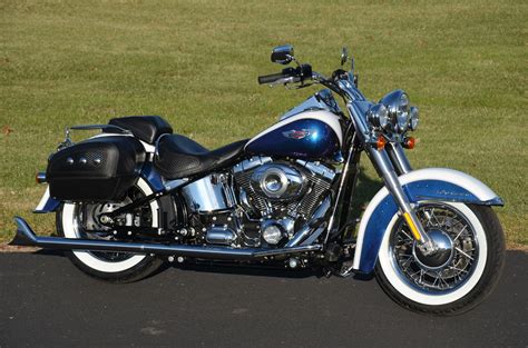 2010 2-TONE BLUE & WHITE HARLEY DAVIDSON SOFTAIL DELUXE FLSTN SADDLEBAGS EXTRAS