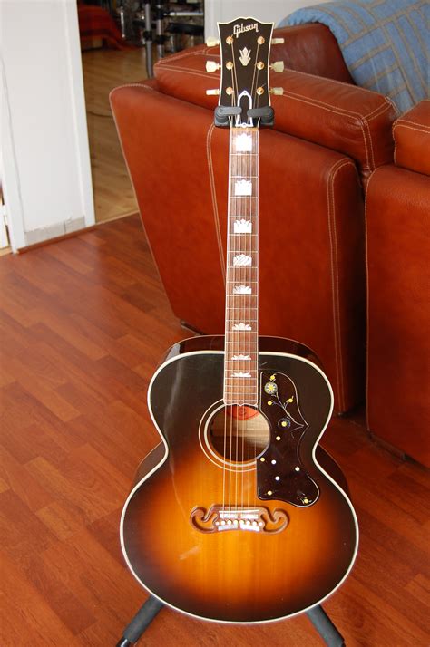 Photo Gibson SJ-200 True Vintage - Vintage Sunburst : Gibson SJ-200 True Vintage - Vintage ...