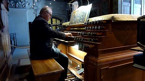 Salzburg Cathedral Organ - YouTube