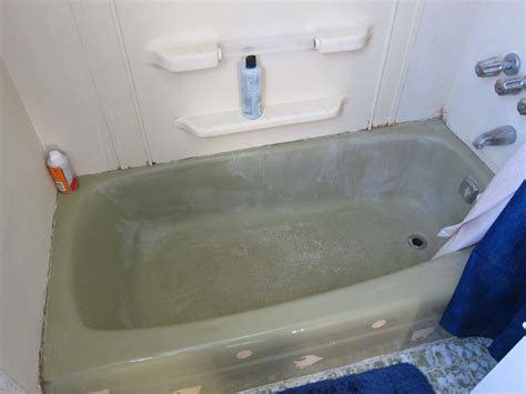 Bathtub Reglazing [PIC] | DIY Home Improvement Forum