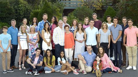 Channel 5, FremantleMedia Agree to New 'Neighbours' Deal - Variety