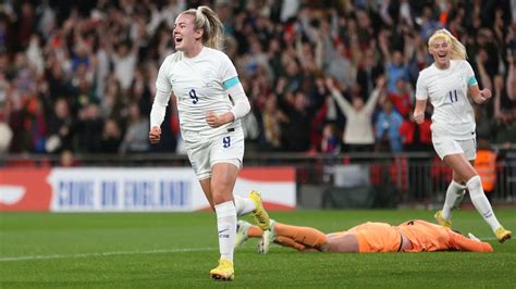 USWNT defeated by England in front of record Wembley crowd under shadow of Yates report | CNN