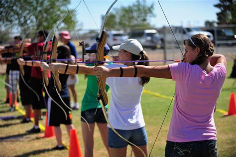 Beginner's Guide: How Do Archery Tournaments Work? - Archery Dude