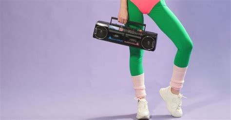 27 Best 80s Karaoke Songs to Wow Your Audience