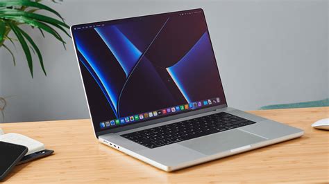 MacBook Pro 2021 14 inch hạ giá chỉ còn 34 triệu đồng: rẻ ngang MacBook Air 15 inch!