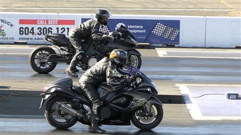 Hayabusa vs Kawasaki Ninja zx14 - superbikes drag racing – Dragstrips.com