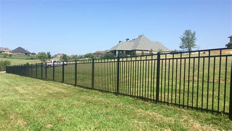 What is a Spite Fence? 2023 Homeowners Guide