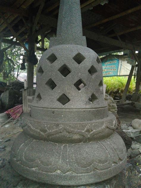 Miniatur stupa candi borobudur | Stupa, Borobudur, Miniatures