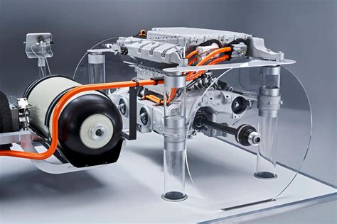 BMW hops on Toyota’s hydrogen bandwagon with fuel cell powertrain