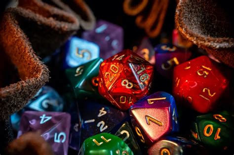 The 10 Best Dungeons and Dragons Dice Sets, Ranked | The Mary Sue