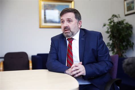 A Stormont collapse would risk waiting list reforms, NI Health Minister ...