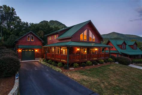 Chestnut Lodge ~ Maggie Valley NC - Willow Tree Cabins