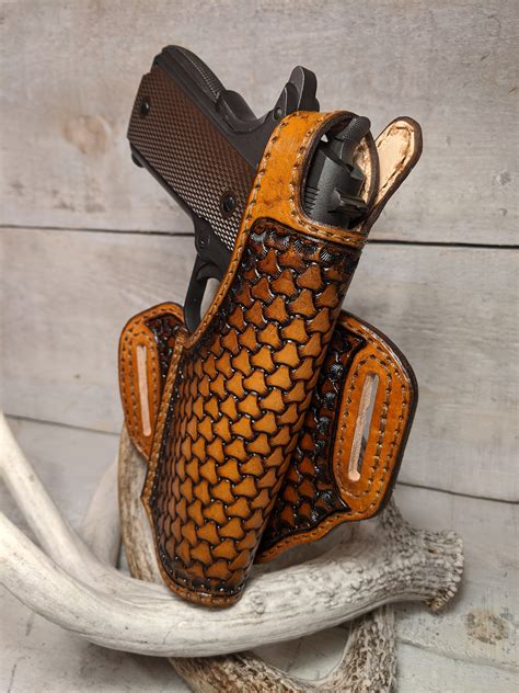 SHIPS FREE in NORTHAMERICA Handmade 1911 Leather Holster / Gun Belt / Magazine Pouches