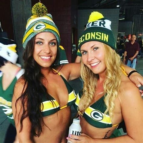 #LambeauLadies #Packers #NFL #NFC #NFCNorth #LambeauField #RunTheTable ...